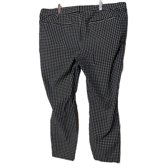 Old Navy Diva Pixie Ankle Pants Womens Size 20 Black Floral Stretch Daisy Print - Picture 2 of 9